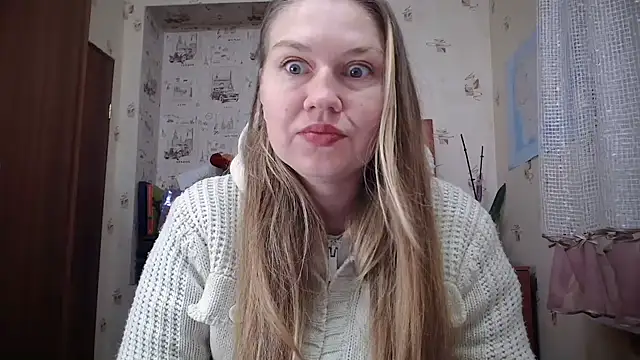 Snapshot of dream_alexa chatting on November 13, 4:27 am dream alexa online show from November 13, 4:27 am