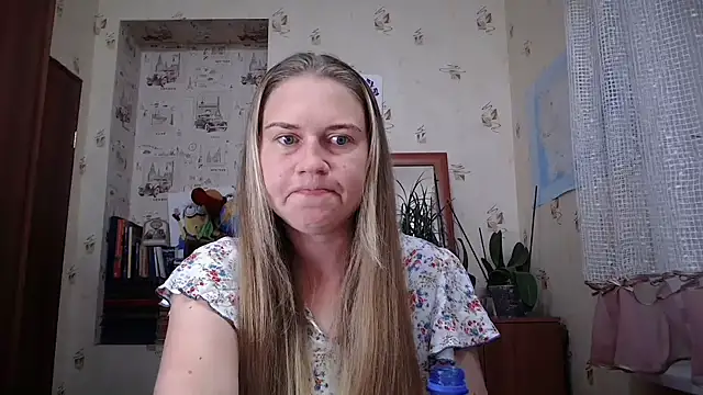 Snapshot of dream_alexa chatting on September 22, 3:51 pm dream alexa online show from September 22, 3:51 pm