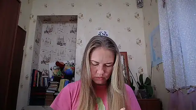 Snapshot of dream_alexa chatting on September 21, 3:33 am dream alexa online show from September 21, 3:33 am
