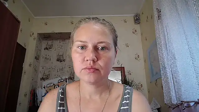 Snapshot of dream_alexa chatting on July 10, 4:01 am dream alexa online show from July 10, 4:01 am