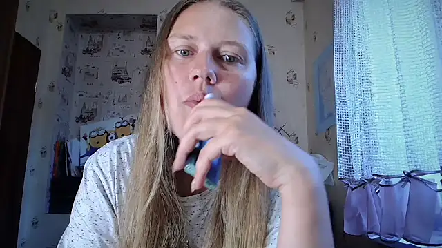 Snapshot of dream_alexa chatting on June 11, 3:14 am dream alexa online show from June 11, 3:14 am
