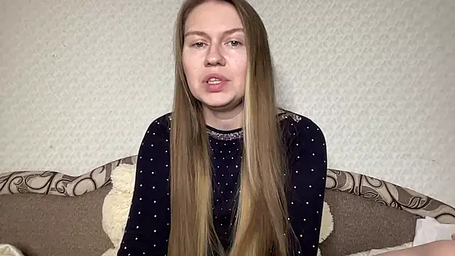 Snapshot of dream_alexa chatting on February 19, 9:25 pm dream alexa online show from February 19, 9:25 pm