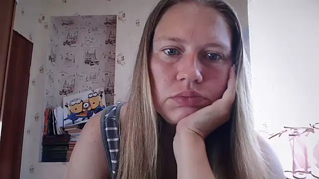Snapshot of dream_alexa chatting on June 14, 4:35 am dream alexa online show from June 14, 4:35 am