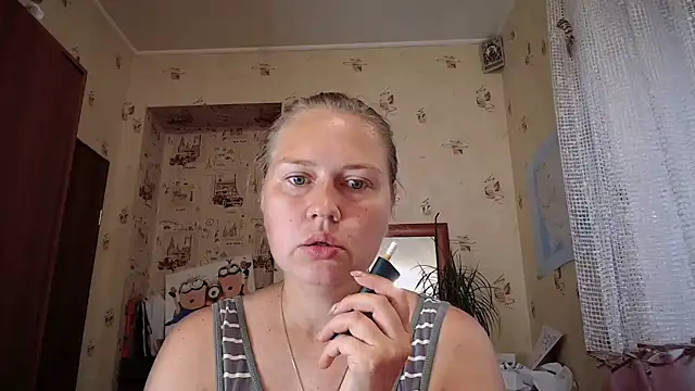 Snapshot of dream_alexa chatting on July 9, 3:29 am dream alexa online show from July 9, 3:29 am