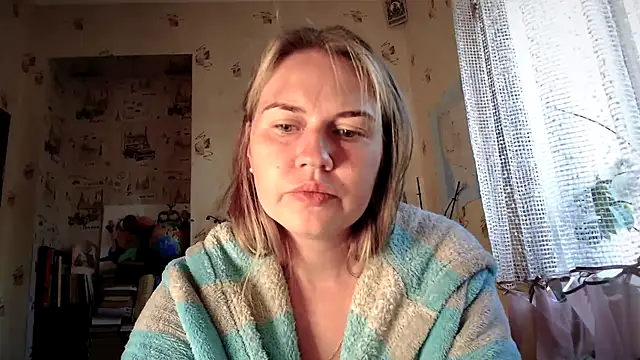 Snapshot of dream_alexa chatting on September 12, 3:12 pm dream alexa online show from September 12, 3:12 pm