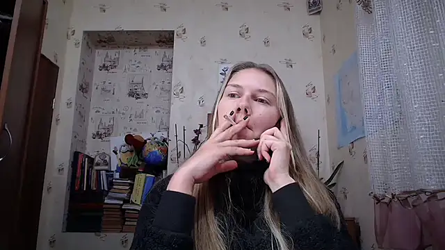 Snapshot of dream_alexa chatting on October 13, 4:19 pm dream alexa online show from October 13, 4:19 pm