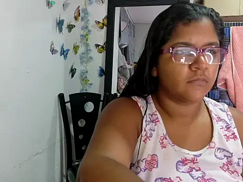 Snapshot of victoris chatting on February 7, 1:02 am victoris online show from February 7, 1:02 am