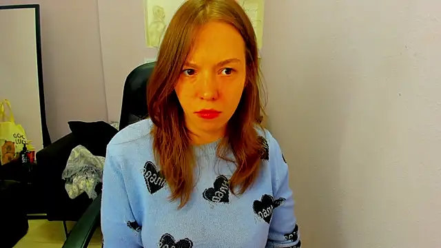 Persephoni online show from April 14, 8:58 pm