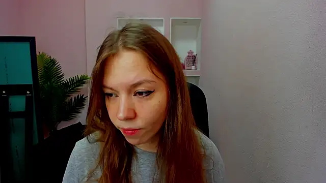 Persephoni online show from November 23, 3:44 pm