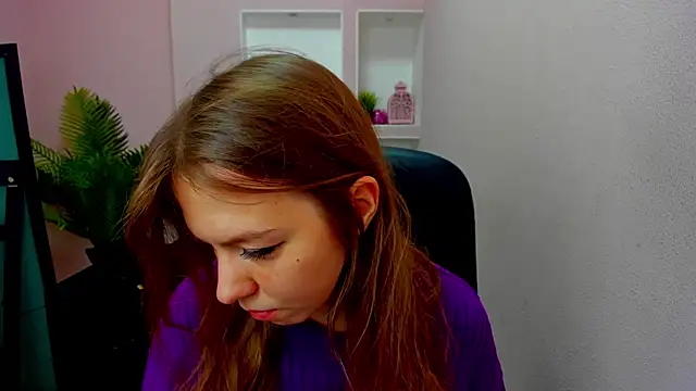 Persephoni online show from October 23, 10:36 am