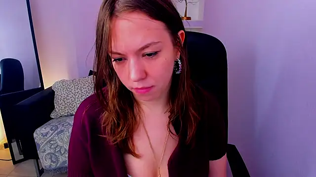 Persephoni online show from April 22, 11:28 am