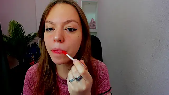 Persephoni online show from October 13, 8:32 pm