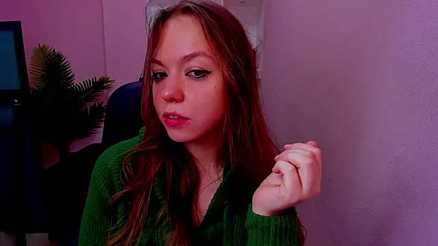 Persephoni online show from December 2, 8:43 pm