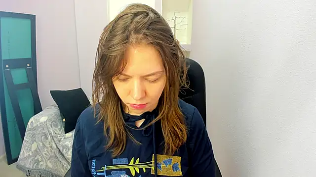 Persephoni online show from March 21, 3:38 pm