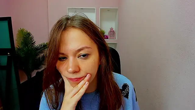 Persephoni online show from October 11, 5:30 am