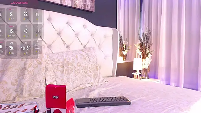 LiaVillalobos online show from November 14, 3:59 pm