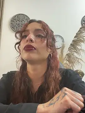 LiaVillalobos online show from April 20, 3:46 pm