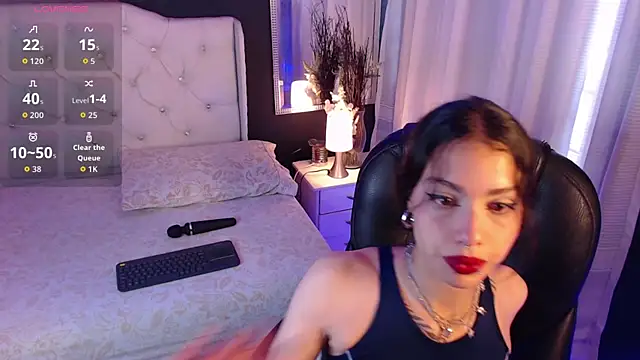 LiaVillalobos online show from October 22, 2:05 pm