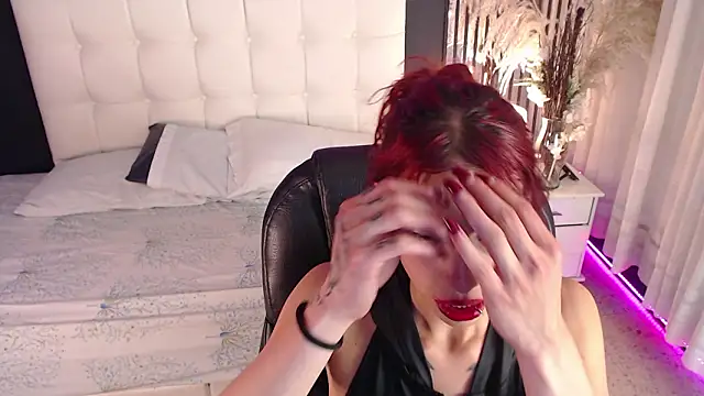 LiaVillalobos online show from March 6, 5:57 am