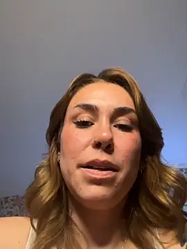 LeaGambit   online show from March 28, 4:02 am