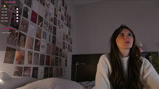 Snapshot of itssophiie chatting on October 1, 6:23 pm itssophiie online show from October 1, 6:23 pm