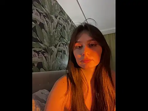 itssophiie online show from March 19, 10:32 pm