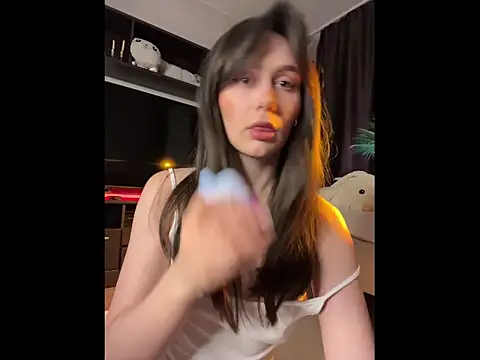 itssophiie online show from March 15, 8:16 pm