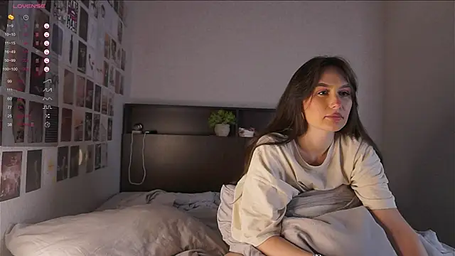Snapshot of itssophiie chatting on October 9, 6:41 pm itssophiie online show from October 9, 6:41 pm