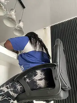 sharik-browns online show from March 6, 2:01 pm