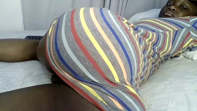 sweet sassy  online show from March 16, 2:41 am