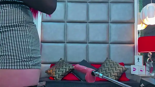 AllissaBrowm online show from April 21, 4:46 pm