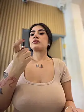 clarachanelricek online show from November 11, 7:08 pm