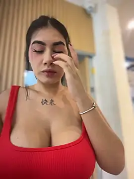 clarachanelricek online show from November 8, 8:34 pm