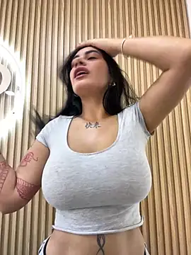 clarachanelricek online show from March 15, 5:04 pm