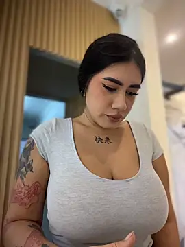 clarachanelricek online show from November 12, 7:51 pm