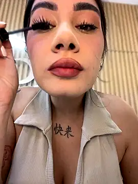 clarachanelricek online show from October 4, 7:04 pm