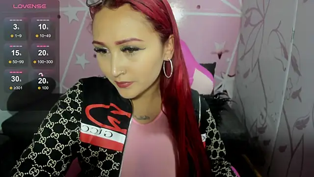 Snapshot of lucy_beatifull chatting on February 23, 10:20 pm lucy beatifull online show from February 23, 10:20 pm
