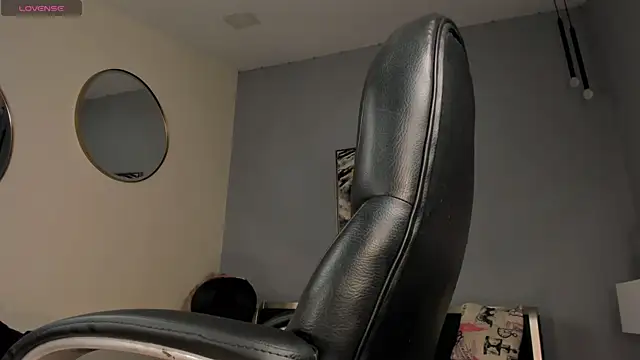 SophieBarnett online show from December 21, 1:41 am