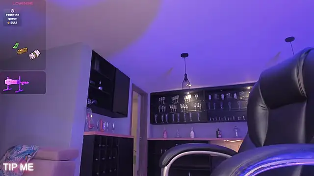 SophieBarnett online show from February 10, 12:20 am