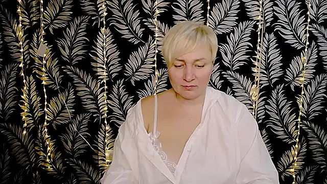 Snapshot of Olivia_playful chatting on March 3, 12:28 pm Olivia playful online show from March 3, 12:28 pm