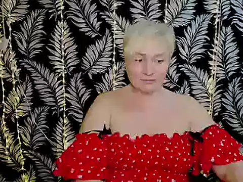 Snapshot of Olivia_playful chatting on March 17, 3:29 pm Olivia playful online show from March 17, 3:29 pm