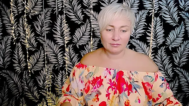 Snapshot of Olivia_playful chatting on October 17, 11:34 am Olivia playful online show from October 17, 11:34 am