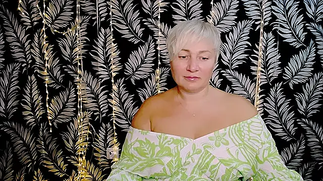 Snapshot of Olivia_playful chatting on October 19, 11:24 am Olivia playful online show from October 19, 11:24 am