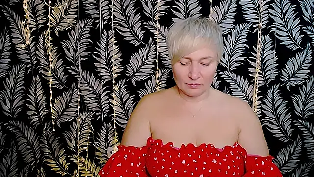 Snapshot of Olivia_playful chatting on September 11, 11:32 am Olivia playful online show from September 11, 11:32 am