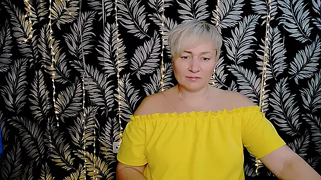 Snapshot of Olivia_playful chatting on September 15, 11:32 am Olivia playful online show from September 15, 11:32 am