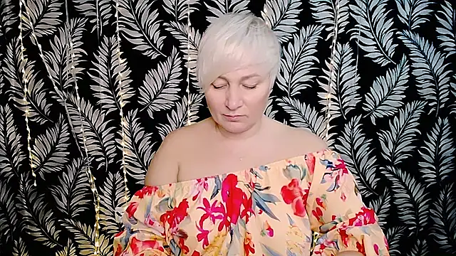 Olivia playful online show from January 11, 12:45 pm