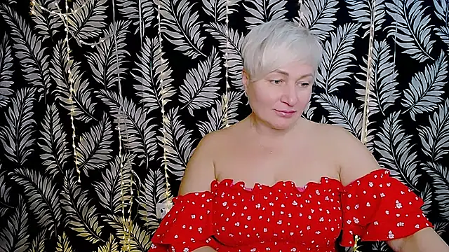 Snapshot of Olivia_playful chatting on November 27, 12:27 pm Olivia playful online show from November 27, 12:27 pm