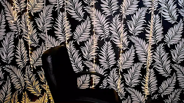 Snapshot of Olivia_playful chatting on September 12, 11:21 am Olivia playful online show from September 12, 11:21 am