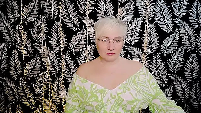 Olivia playful online show from April 10, 10:22 am