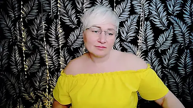 Olivia playful online show from May 11, 2:45 pm
